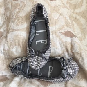 Elle silver flats