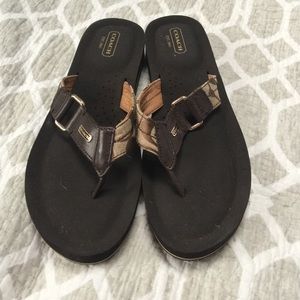 Coach flip flops