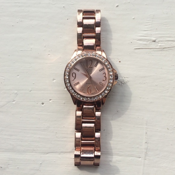 New York & Company rose gold watch
