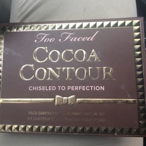 Too Faced Cocoa Contour & highlight palette