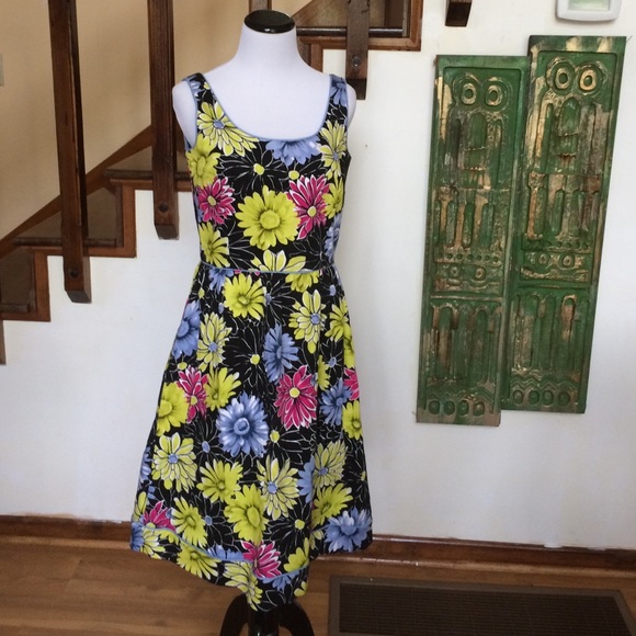 Madison Studio Dresses & Skirts - Flash Sale Darling Spring Dress