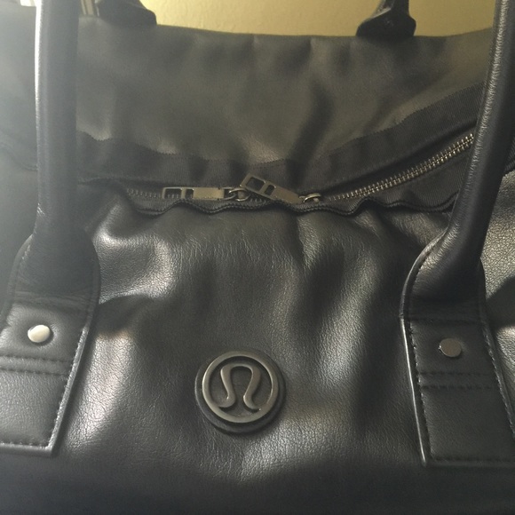 Like 🆕! Luluemon Black Duffle Bag