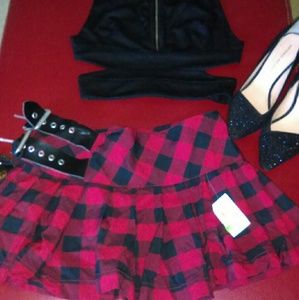 *FINAL SALE* Plaid Pleated Mini Skirt