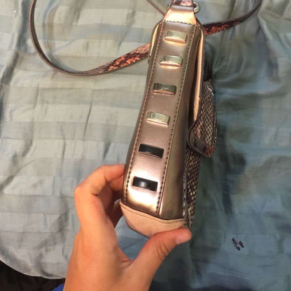 Purse - Picture 2 of 2