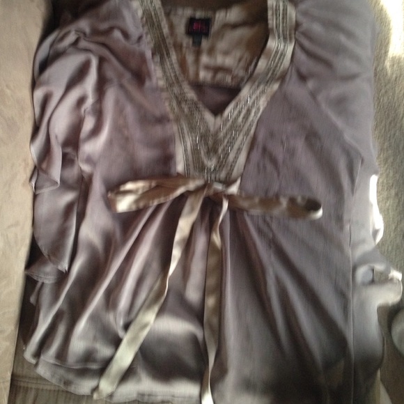 2b bebe kimono style tie back flowing blouse - Picture 1 of 4