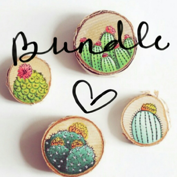 Bundle of bralettes!