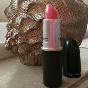 MAC lipstick Sweet Experience