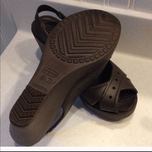 Brown Wedge by Crocs - Perfect for this season