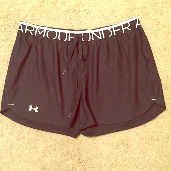 Under Armour Pants - Women's Under Armour XL Running Shorts