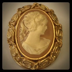 ⚜Unique Cameo Scarf Clip⚜