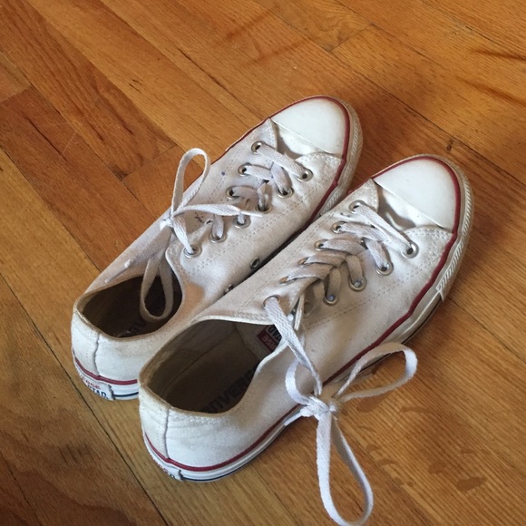 MAKE OFFER! White Converse