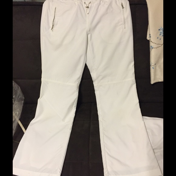 ********SOLD**********Elie Tahari white pant.