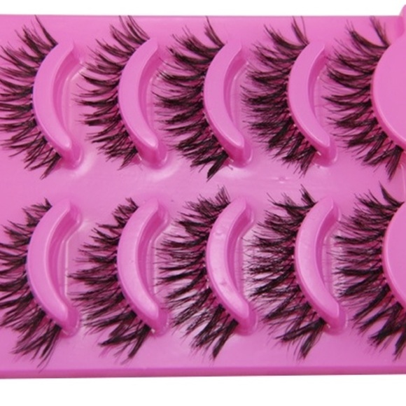 Other - LAST ONE! 🙌🏼 GORGEOUS Fiber Lashes 🙌🏼