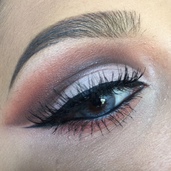 LAST ONE! 🙌🏼 GORGEOUS Fiber Lashes 🙌🏼 - Picture 2 of 2