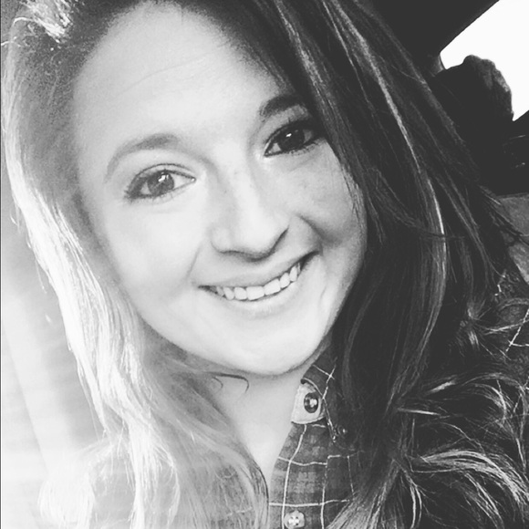 Meet your Posher, Sierra