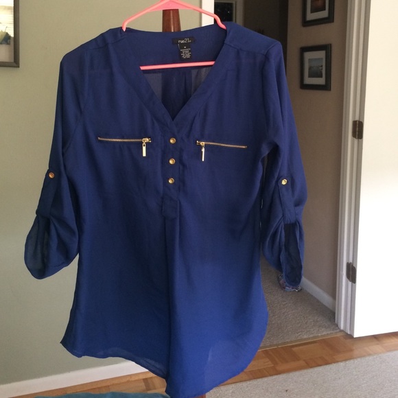 Blue 3/4 sleeve blouse