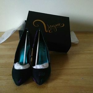 Game Pumps Vogue heels