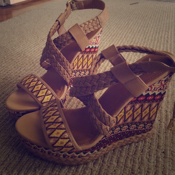 Not Rated platform sandals