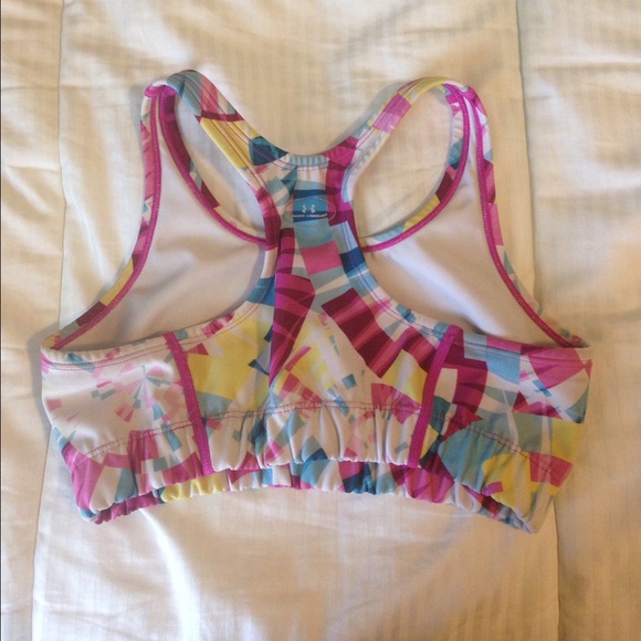 Under Armour Sports Bra - Picture 2 of 4