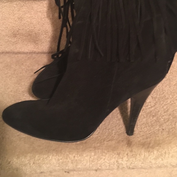 Boots - Picture 3 of 4