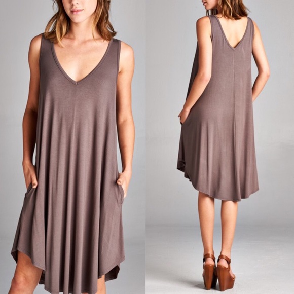 🆕KASSLYN v neck swing dress - BLACK - Picture 2 of 2