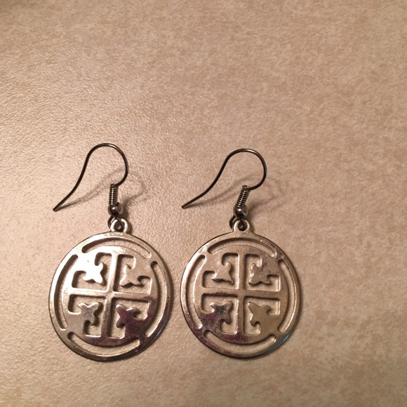 Silver earrings!!
