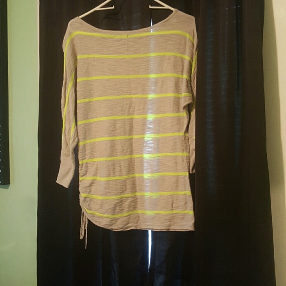 Express Shirt - Picture 2 of 3