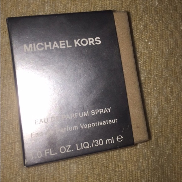Michael Kors Suede perfume - Picture 1 of 4
