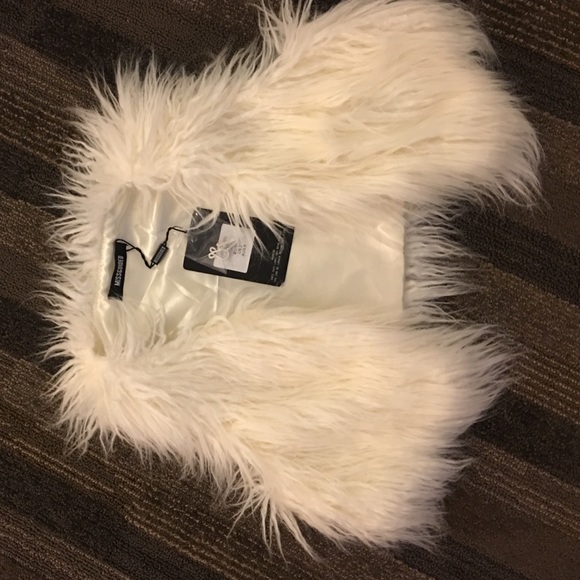 Missguided Jackets & Blazers - Miss guided furry vest new with tags