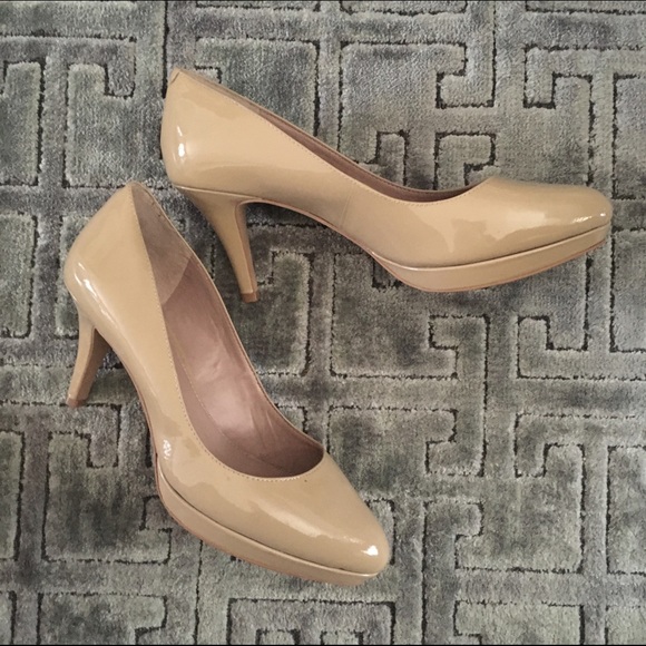 Vince Camuto Tan Patent Leather Heels