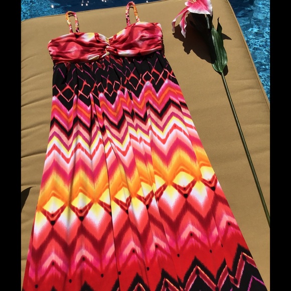 **SOLD IN BUNDLE** BISOU BISOU MAXI DRESS (SMALL) - Picture 4 of 4