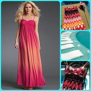 **SOLD IN BUNDLE** BISOU BISOU MAXI DRESS (SMALL)