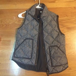 J crew herringbone vest. Pinterest favorite!