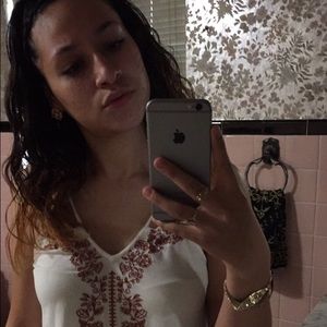 Meet your Posher, Mariella