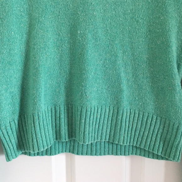 Old Navy Mint Green V-neck Sweater Small - Picture 3 of 4
