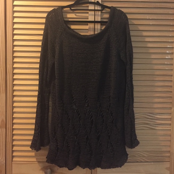 Top - Picture 4 of 4