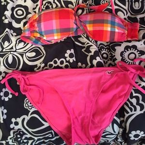 Pink Hollister swimsuit top and bottoms