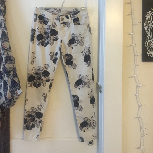 Flower patterned American eagle jeans