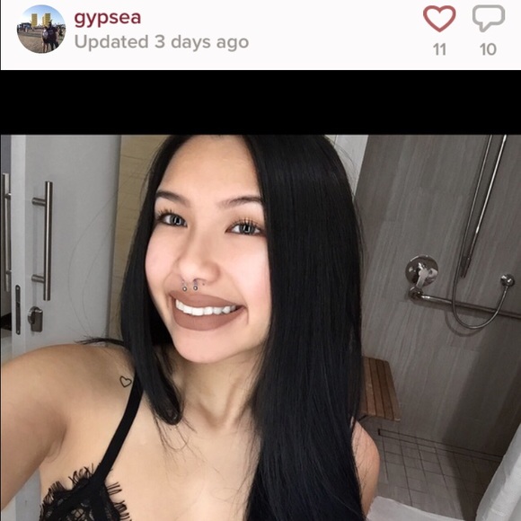 ❌❌Scammers of posh PLEASE SHARE!! - Picture 2 of 2