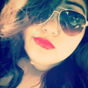 Meet your Posher, Monica