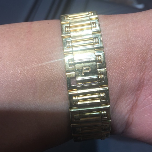 Solid 18kt Piaget watch. 89.2g