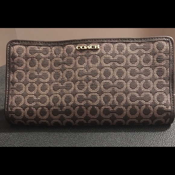 Coach Skinny Madison Wallet