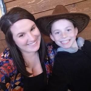 Meet your Posher, Marissa