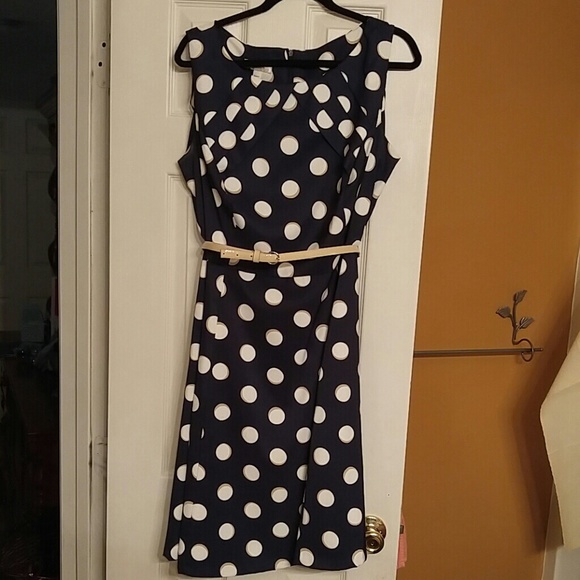 Beautiful Polka Dot Dress!