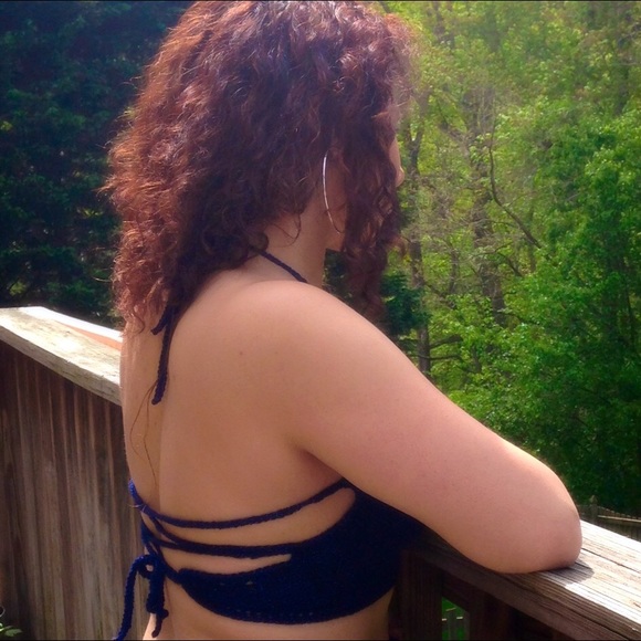 Crocheted halter top ❤️ - Picture 2 of 4