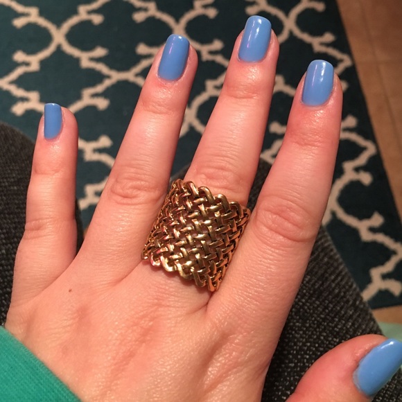 Gold Woven Ring - Picture 1 of 3