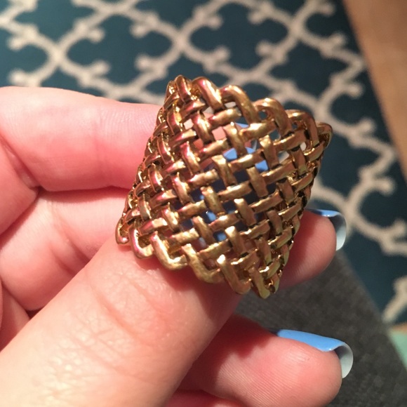 Gold Woven Ring - Picture 3 of 3