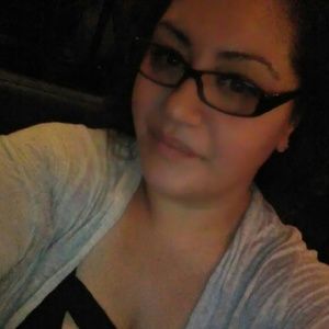 Meet your Posher, Clauida