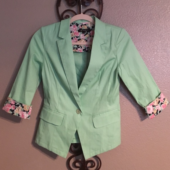 3/4 Sleeved Blazer