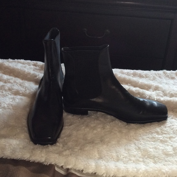 Stuart Weitzman Booties